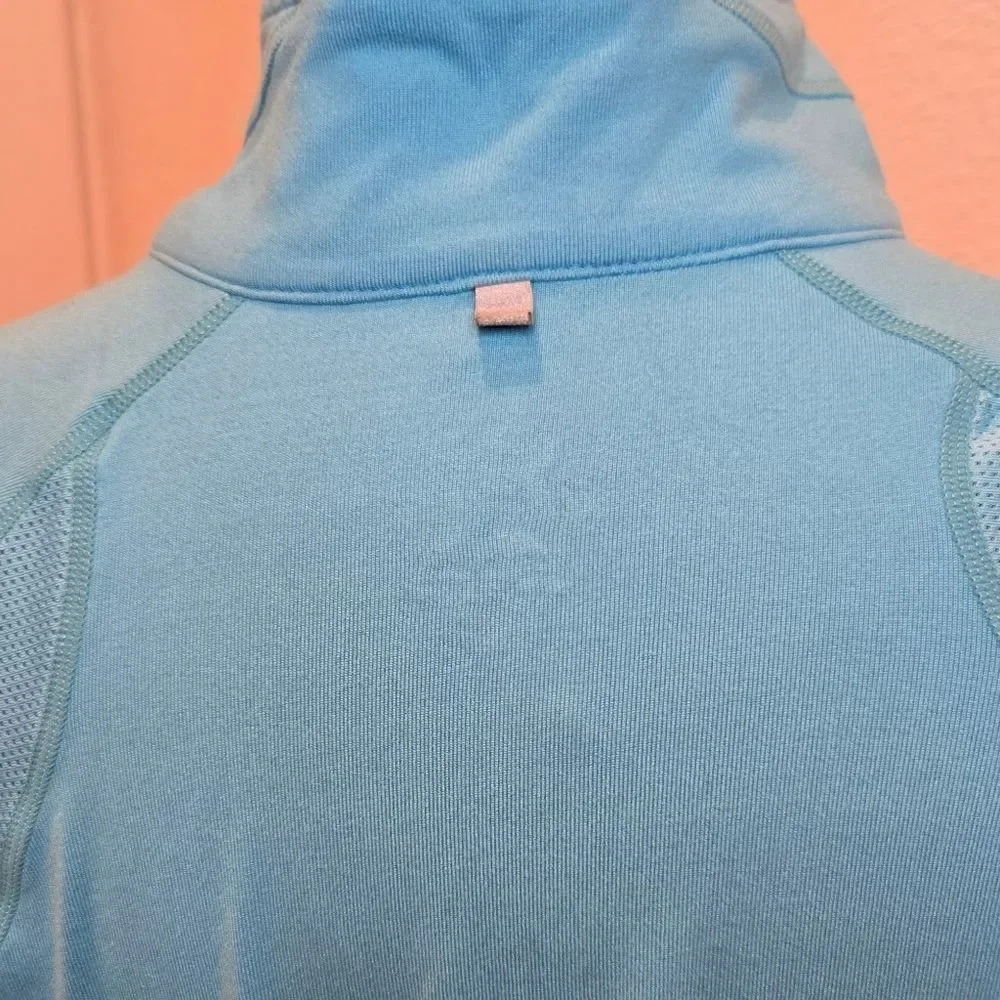 Women’s Nike DRI FIT 1/4 Zip Pullover Jacket Size Small Light Blue